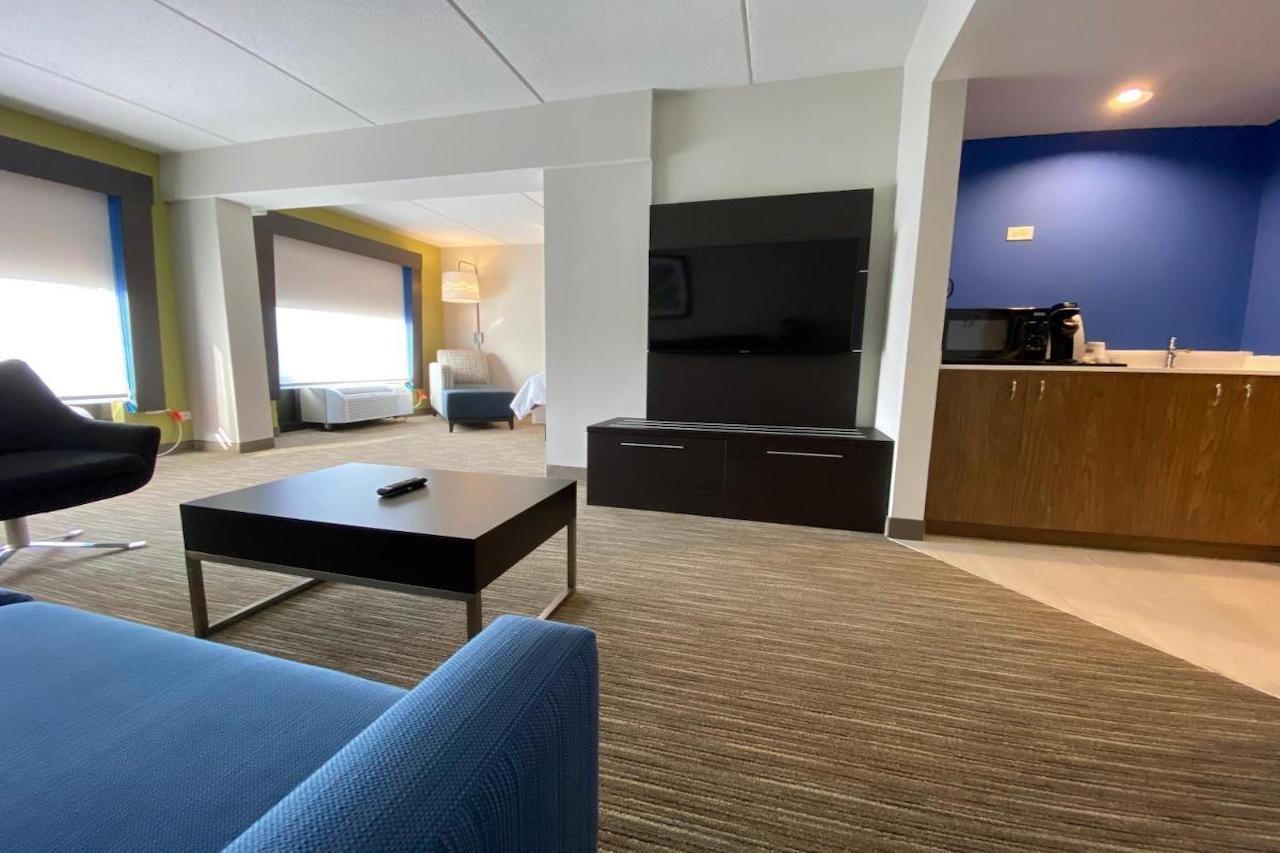 Holiday Inn Express & Suites - Prospect Heights By Ihg Exterior foto